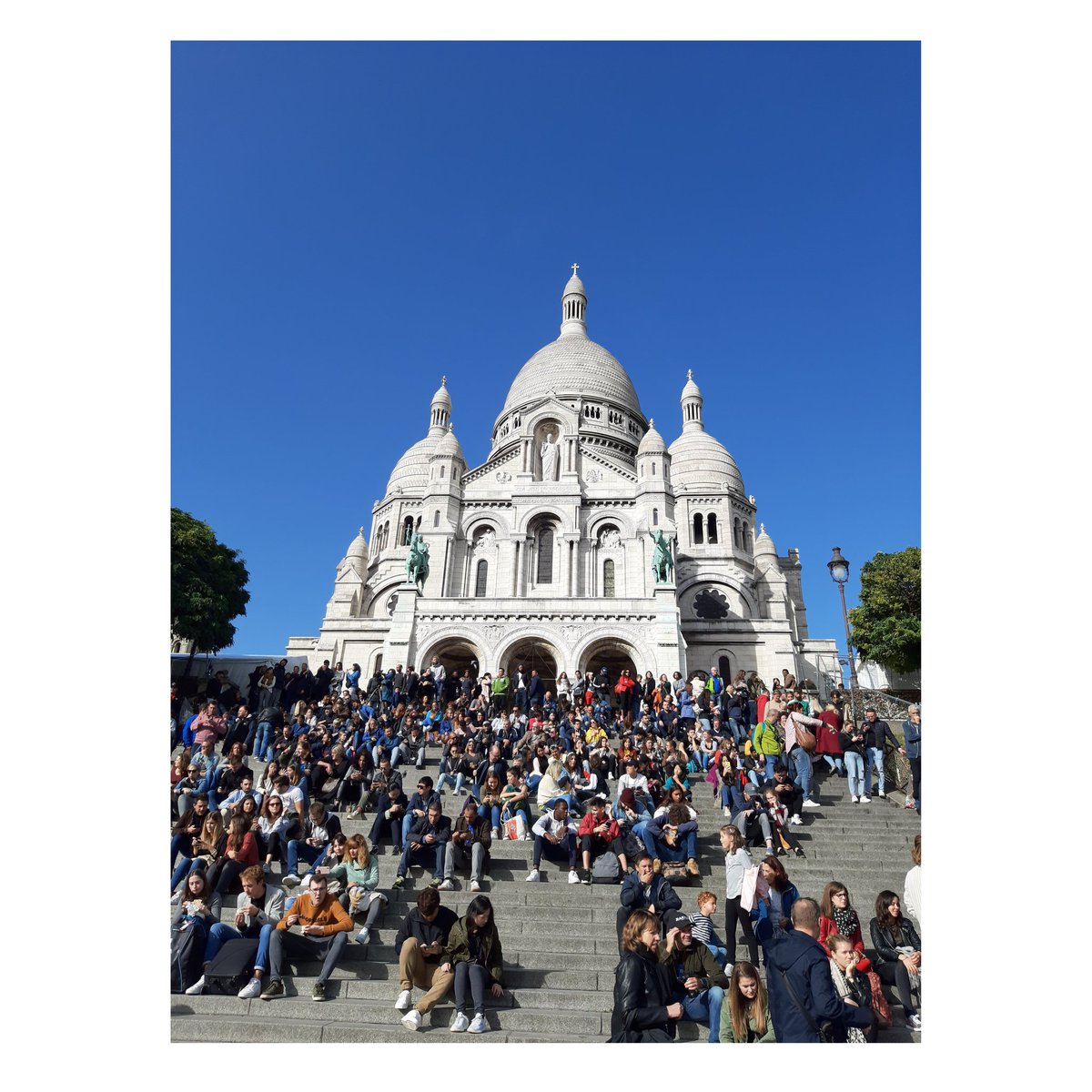 neelmoto's tweet photo. "Architecture is about experience: not only visual but also what you can touch, what you can feel."
.
#GujjuAtParis #samsungj7pro #tourparis https://t.co/9YsIsF2xFi