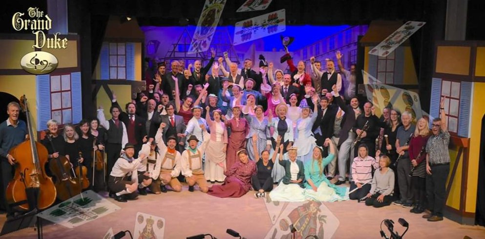 Stdavidsplayers's tweet photo. Fab night last night "one of your best" - such a great comment to hear - don't miss out on this fun filled show https://t.co/LfvCbAmf7W