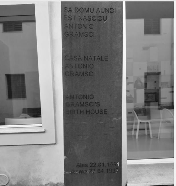 taniele_sanna's tweet photo. L'indifferenza è il peso morto della storia.

~ A. Gramsci ~

#NelMondo
#CasaLettori

#10ottobre https://t.co/OE5Nc0cs9j