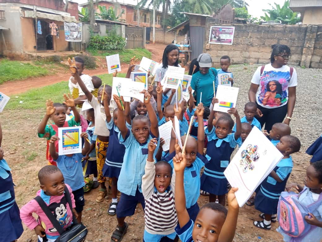 AdlaiHeroes's tweet photo. The pupils of early rising nursery and primary school were excited to get new set of #schoolmaterials when our Edo state team visited.
#penupcampaign #support #charity #sdgs #sdg4 #BackToSchool #Adlaiheroesfoundation #students #schoolchildren
#schoolfees #children #teenagers https://t.co/YmddS4EsmP