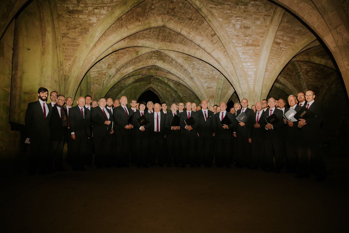 LeedsMaleVoices's tweet photo. A treat to perform @fountainsabbey dating from 1132. A wonderful accoustic and an atmospheric night as part of the Fountains by Floodlight series. Images courtesy of @LucyWhitePhotog #leedsmalevoicechoir #unescoworldheritagesite #fountainsabbey https://t.co/08QypSyCnn