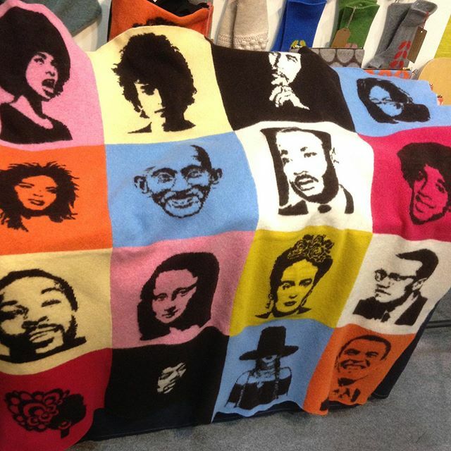 PrillyLewis's tweet photo. All the faces in a blanket at The Knitting and Stitching Show.
.
.
.
#knitting #knittingandstitchingshow #machineknitting #machineknittersofinstagram #knittersofinstagram https://t.co/YFOluacNwW https://t.co/zldxeMBFQv