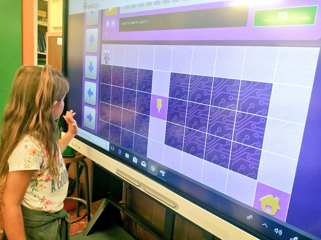 LauraMiCa3's tweet image. Ja comencem a aprendre jugant amb les pissarres interactives! 
#2nprimaria #teacherlife #smartsuite #funny #Join #Happiness #learning
@escolaminguella