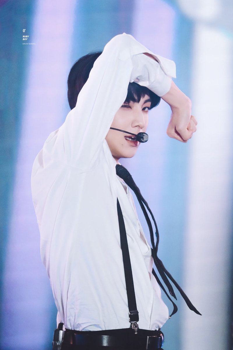 ruby_boy1026's tweet image. 191006 SMUF

미 쳤 다...ㅠ

#이은상 #LEEEUNSANG #X1