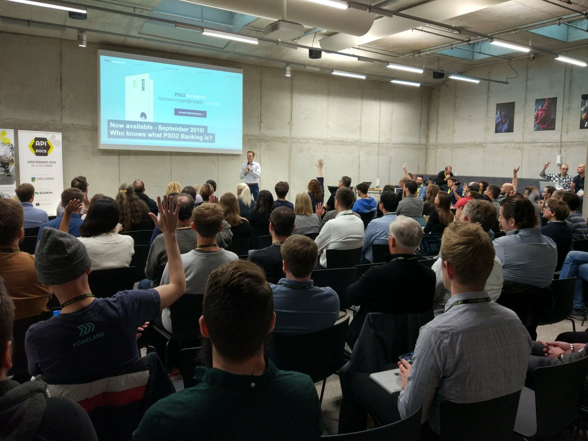 API the Docs tweet media