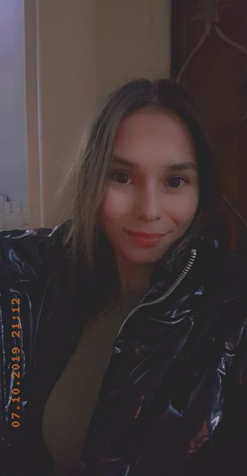 🙂😘 https://t.co/bmhTJYp8nw