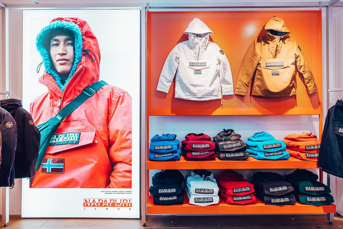 Napapijri's tweet photo. Napapijri Carnaby Street Pop-up is now open and will carry the full FW19 collection. "It's Na-pa-pee-ree mate" ironically spells out the phonetic pronunciation of our name, a window display made in collaboration with @margotbowman.

Meet us in Carnaby Street 3-4.
.
#Napapijri https://t.co/9HwVJoFtLv