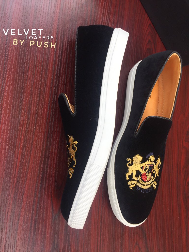 ipushxclusively's tweet photo. So we Unveiled these babyβs a few days ago.. itβs a collection from the #CupsolesbuPush
To order these beauties call or WhatsApp
08068722472
#shoes #shoeporn #madeinnigeriashoes #madeinnaijashoes #loafers #cupsoles #fashion #pushxclusive #shoesbypushxclusive https://t.co/T3JrnTxW9C