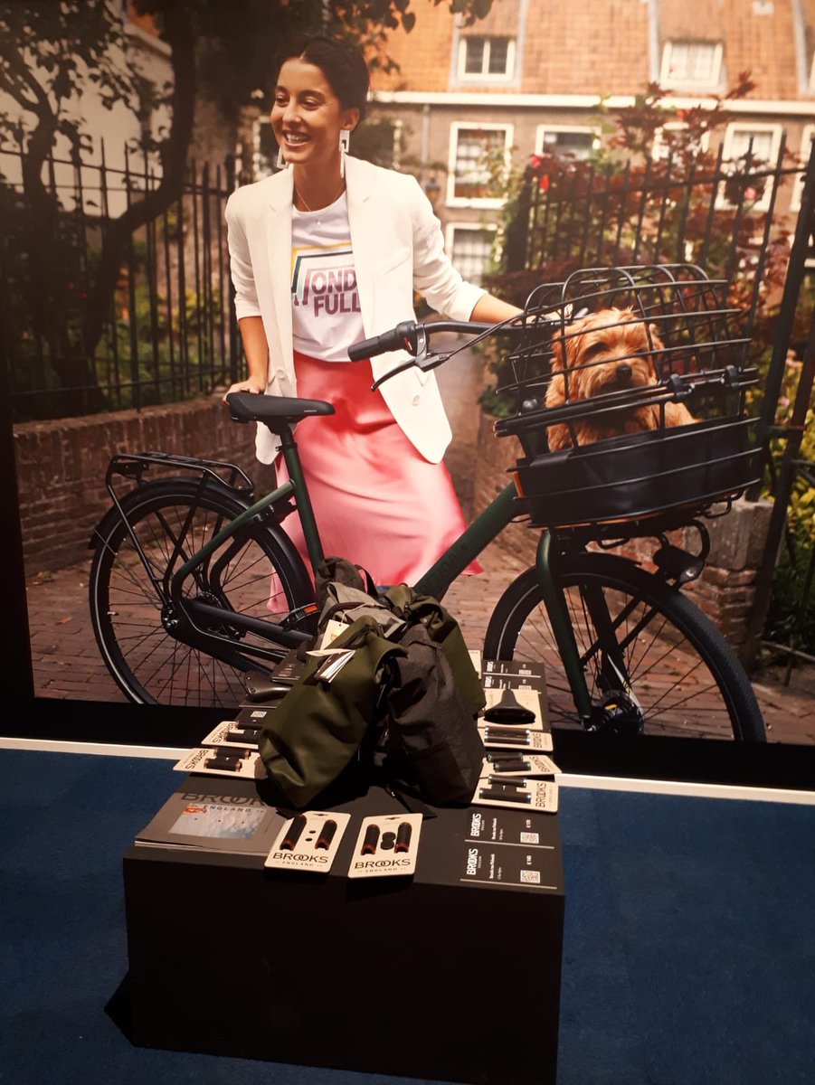 Deze week waren wij bij Kruitbosch in #Zwolle en kregen een kijkje achter de schermen. We hebben alle mooie modellen en alle kleuren van <a href="/Cortinabikes/">Cortina Bikes</a> en #Alpina gezien, zoals ook de nieuwe; E-Silento en E-Socio! Binnenkort ook bij ons in de winkel de nieuwe Lifestyle-collectie!