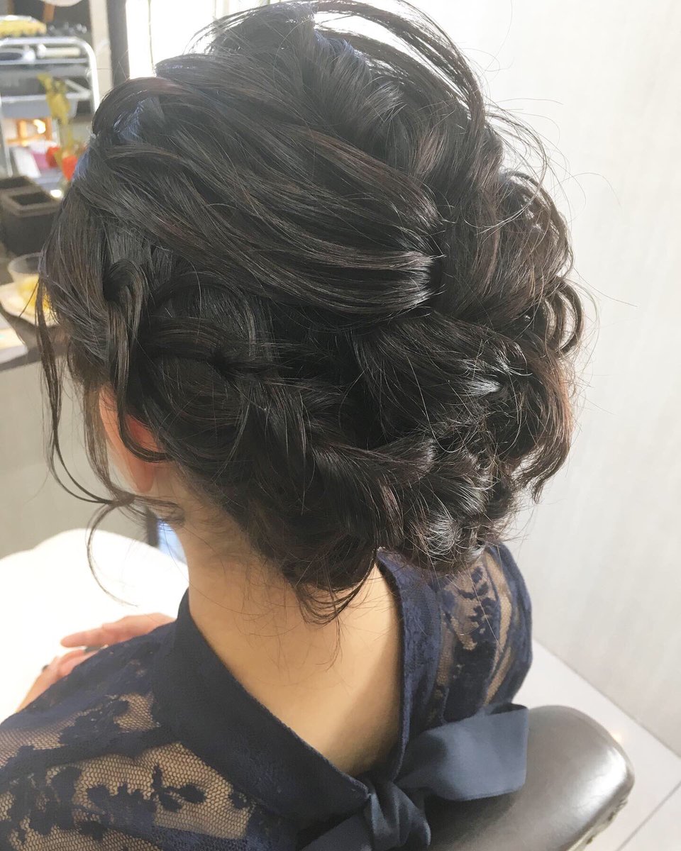 Hair Alouetteヘアアルエット 結婚式ヘアアレンジ 長丁場になるので崩れないようにとだけオーダーをいただきました ゆるっと見えますがゴムで細かく留めてるので崩れにくくなってます 結婚式ヘアセット 結婚式コーデ 結婚式お呼ばれ ヘアアレンジ