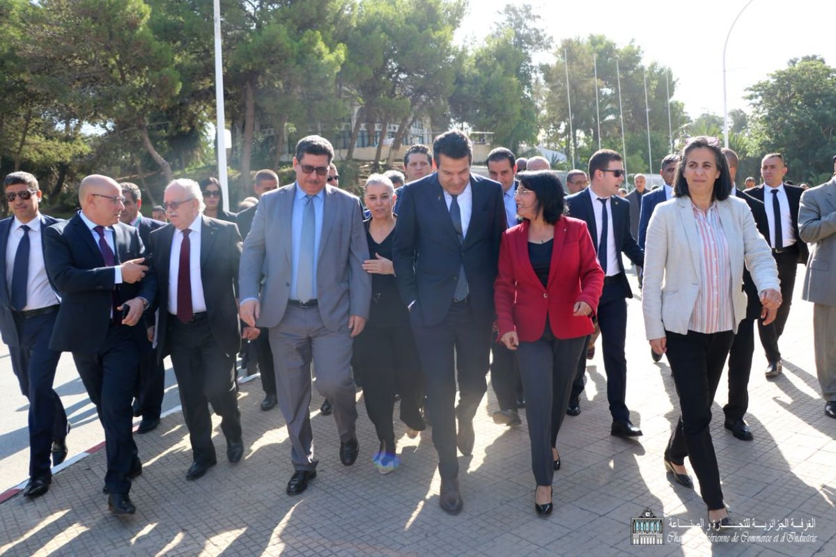 CACIDZ's tweet photo. [ #REVADE 2019 ]
#Inauguration de la 4ème édition du #Salon #International de la #Récupération et de la #Valorisation des #Déchets par monsieur le ministre du #commerce et mesdames la ministre de l'#environnement et de l'#industrie et des mines.
@ANDalgerie @CACIFrance https://t.co/Bf2y2gCZFx