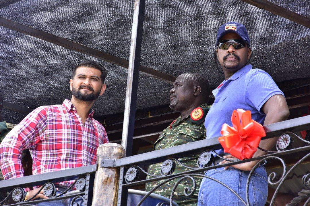 Feminine tweet media