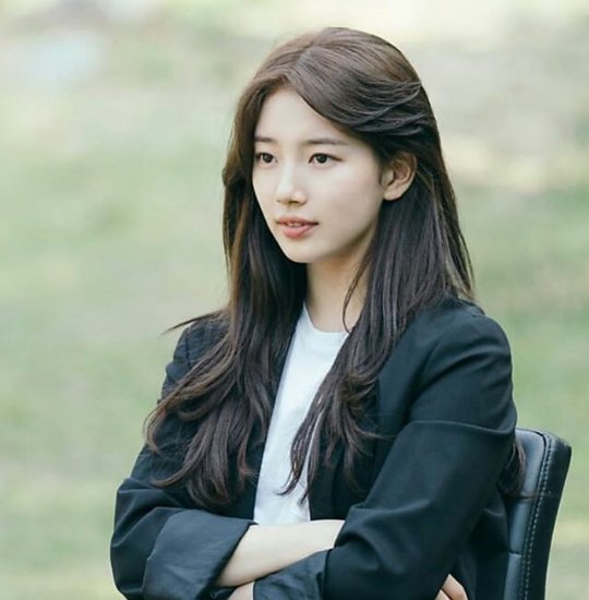 Happy Birthday Bae Suzy!!        