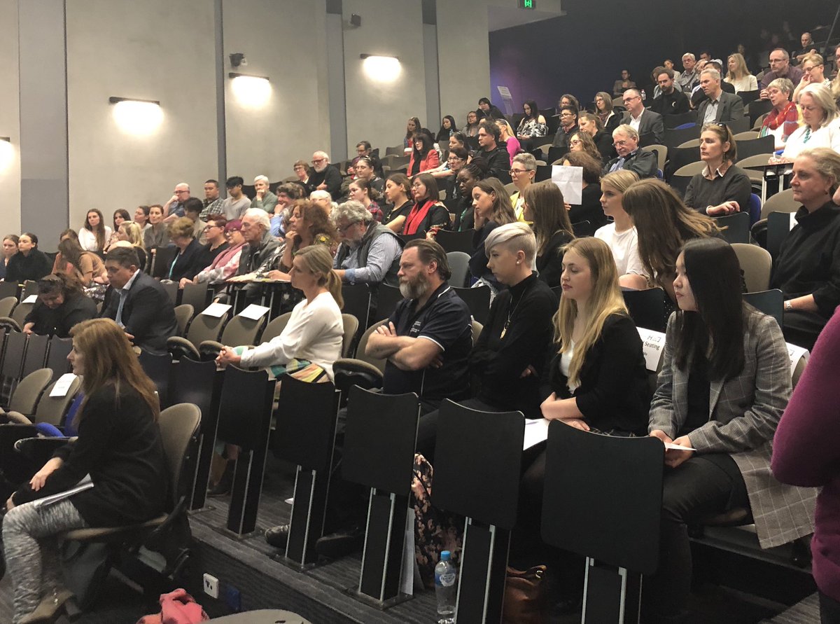 matchstudio's tweet image. Q&amp;amp;A with our wonderful #visualisingmentalhealth audience and panel. The sense of community- the people passionate about #mentalhealth, #wellbeing &amp;amp; breaking the stigma is incredible.