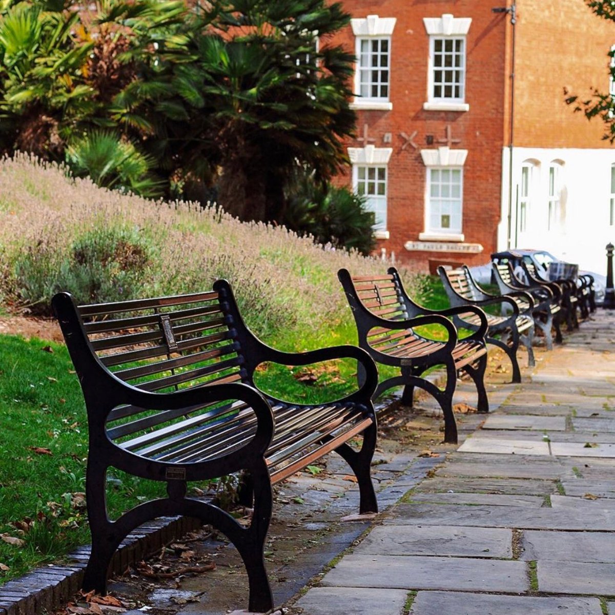 BirminghamJQ's tweet image. #WorldMentalHealthDay 

Please check up on your friends who are suddenly cancelling plans, disappearing or not sounding okay.

You might just be that little light that brightens up their darkest days ✨

📸IG/ @bethlyphotography