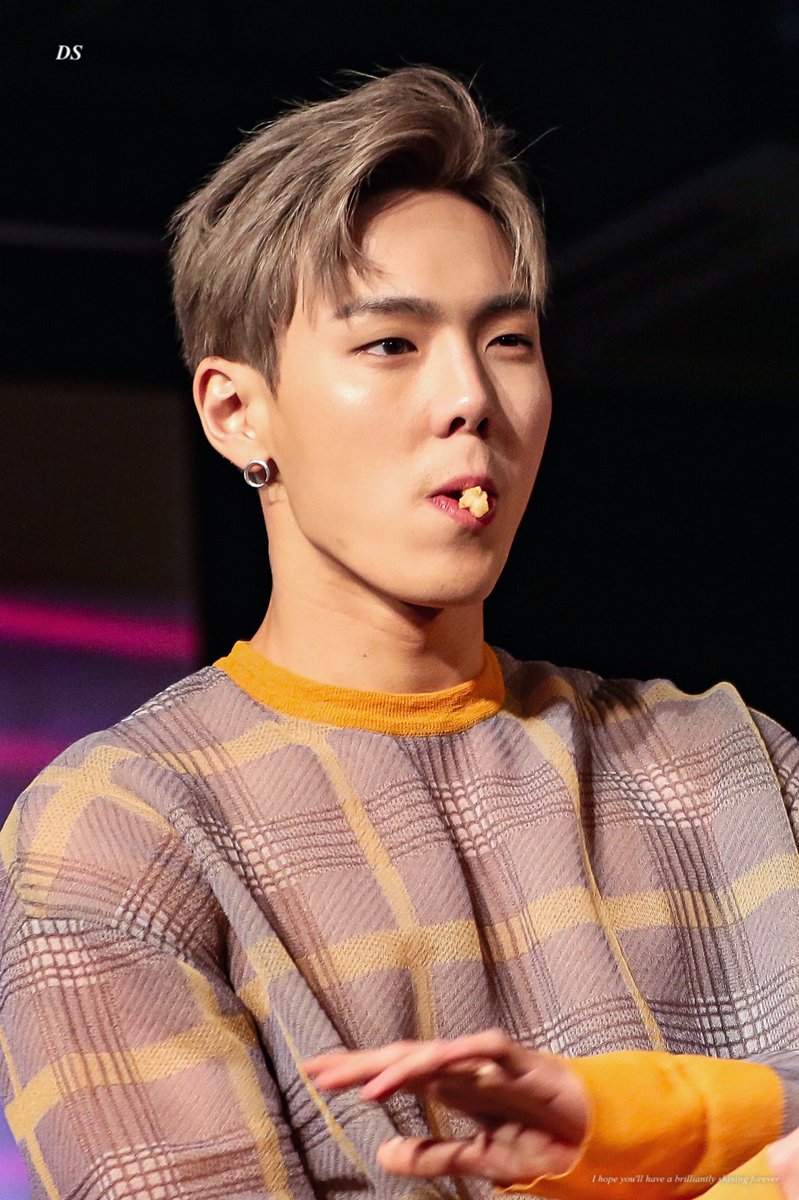 190222 #셔누 #SHOWNU #ショヌ #몬스타엑스 #MONSTA_X @OfficialMonstaX
😗🌟