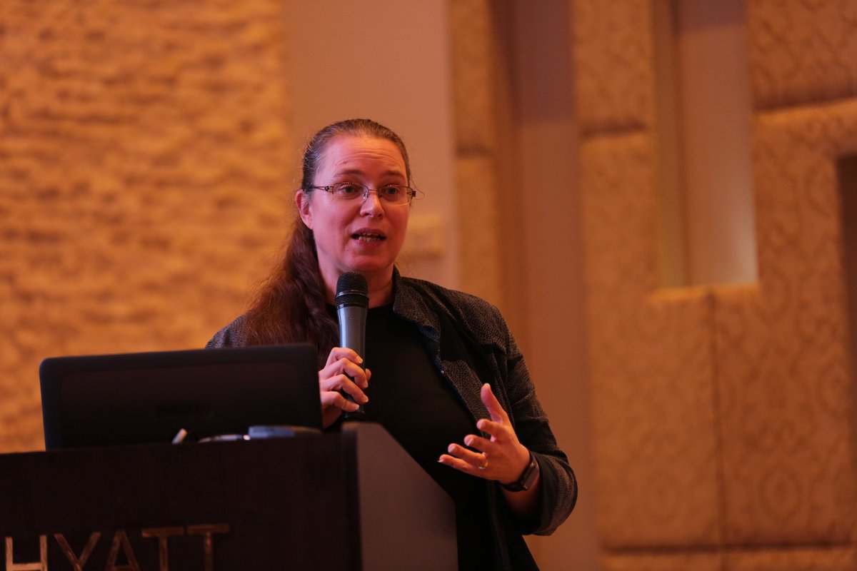 CentralAsiaOUG's tweet photo. #GroundbreakersTour #EMEA #Dushanbe #Tajikistan #techconftj @HeliFromFinland is sharing her knowledge with an audience on her next topic, which is ''Database Designing in 45 min'' @oracleace @oracleugs @OracleSysDev @groundbreakers https://t.co/WaACN8rmrk