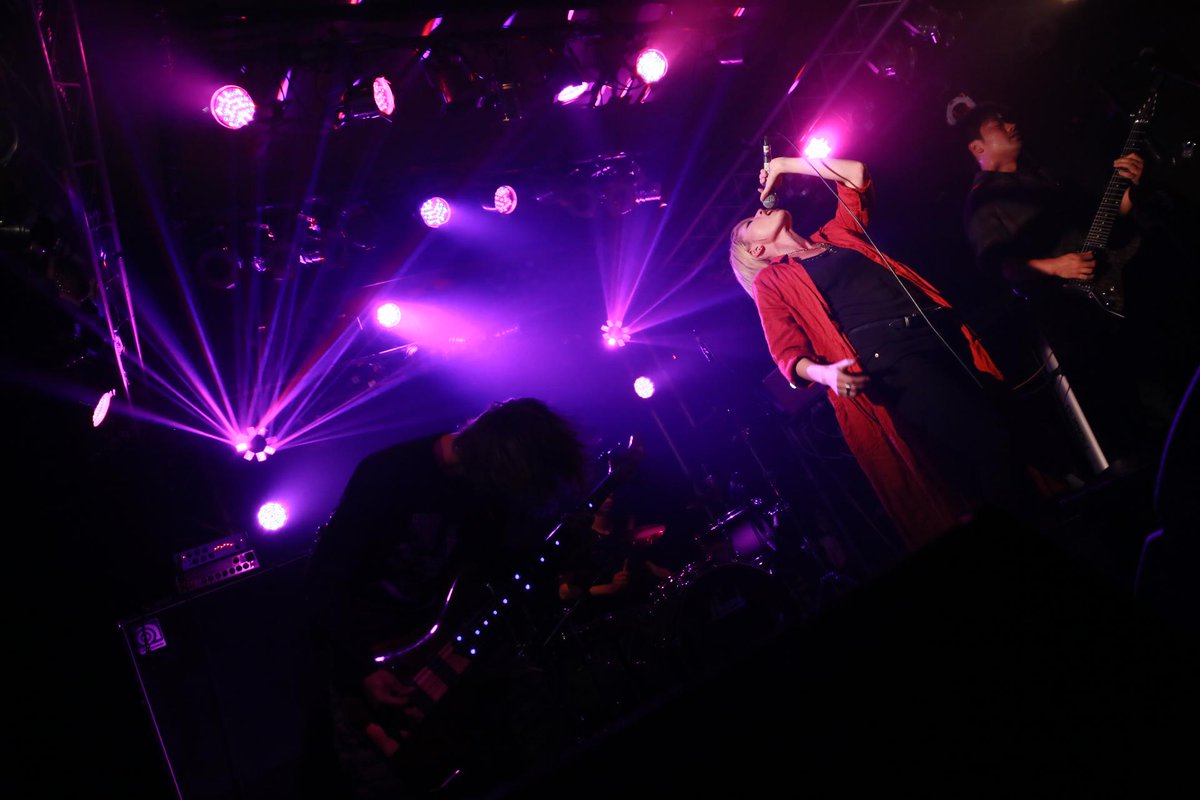 toge_toge_2's tweet photo. 2019.9.8 at 大名 Queblick
PARANOIZ presents AWAKENING WORLD VOL.9
BACKLASH( @BACKLASH_info )
4 of 4
#BACKLASH #AwakeningWorld #Queblick #photography #PhotographyIsLife #ファインダー越しの私の世界 #写真で伝えたい私の世界 #musicphotography https://t.co/TZsMARlmkJ