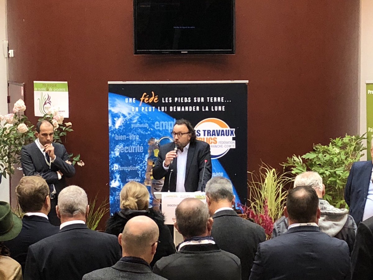 Échanges passionnants avec nos entrepreneurs de <a href="/FRTPBourgogne/">FRTP BFC</a> ce matin ... GNR et annonces de <a href="/GDarmanin/">Gérald DARMANIN</a> , avances sur marchés locaux, extension FCTVA ... tous les sujets d’actualité ont été abordés sans taboo ! <a href="/FNTP_info/">Les Travaux Publics</a> <a href="/cavagneb/">Bruno Cavagné</a> <a href="/AlainGRIZAUD/">Alain Grizaud</a>