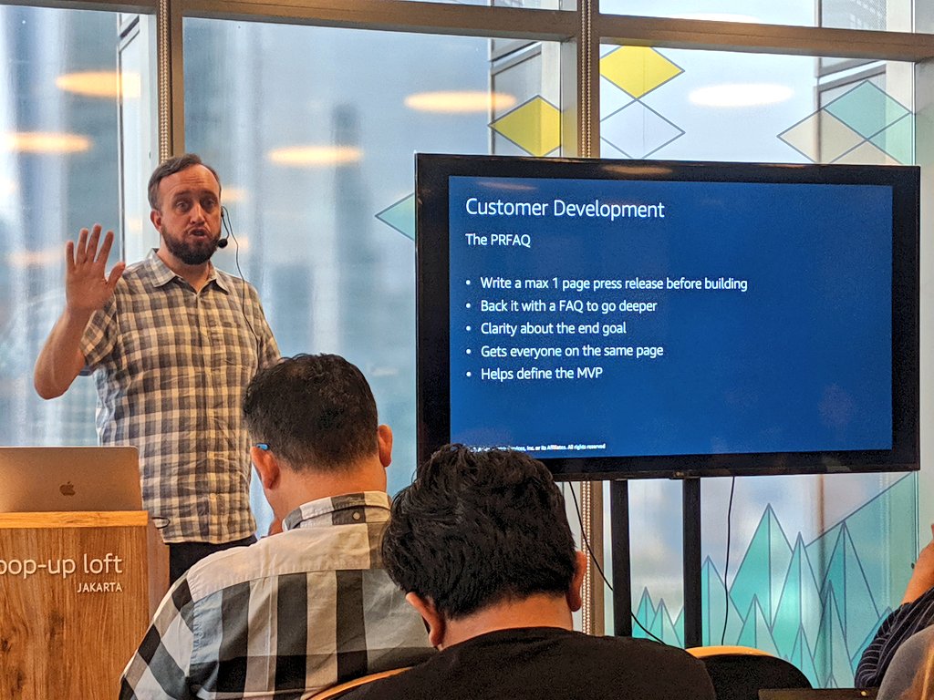Digitalogi's tweet image. MANTAB Slide #PaulDuffy yang ini :)
tentang #PRFAQ

Keren abisss

#AWSLoft

@AWS
@Amazon
@AWSstartups