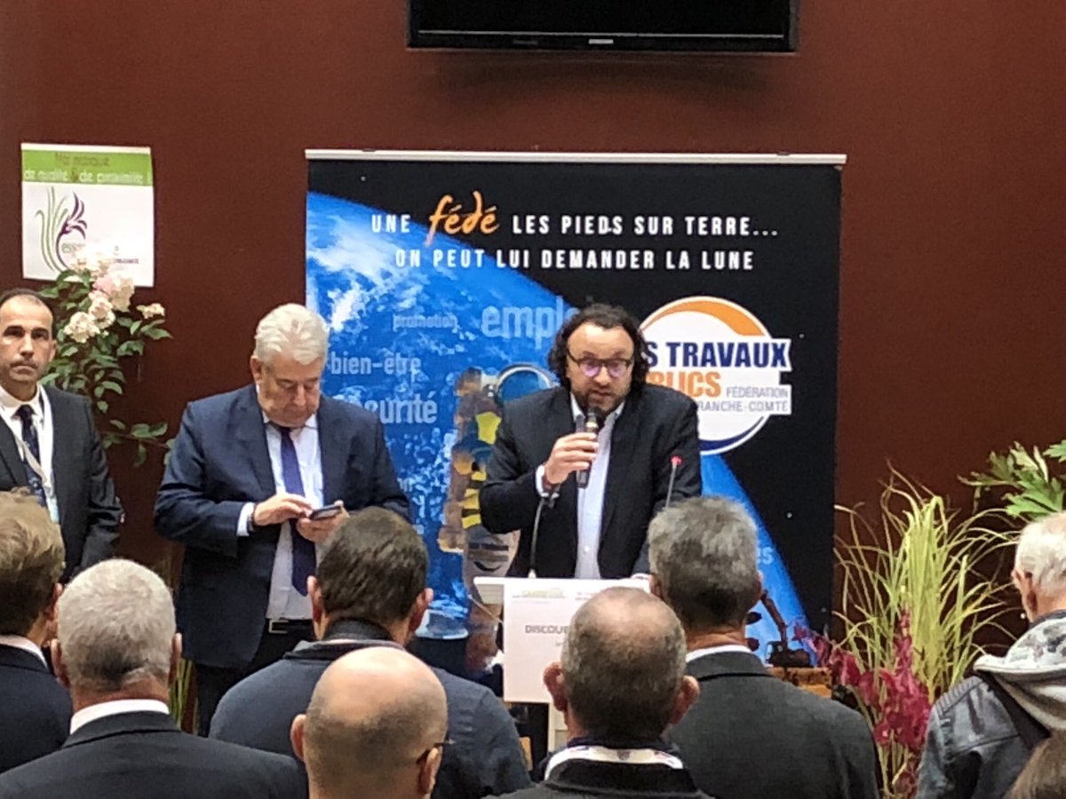 Message très mobilisateur du Président <a href="/FRTPBourgogne/">FRTP BFC</a> Vincent Martin pour pousser les élus <a href="/Doubscd25/">Doubs</a> à continuer à investir malgré les échéances de 2020 ! <a href="/FNTP_info/">Les Travaux Publics</a> <a href="/cavagneb/">Bruno Cavagné</a> <a href="/villedebesancon/">Ville de Besançon</a> <a href="/AlainGRIZAUD/">Alain Grizaud</a>