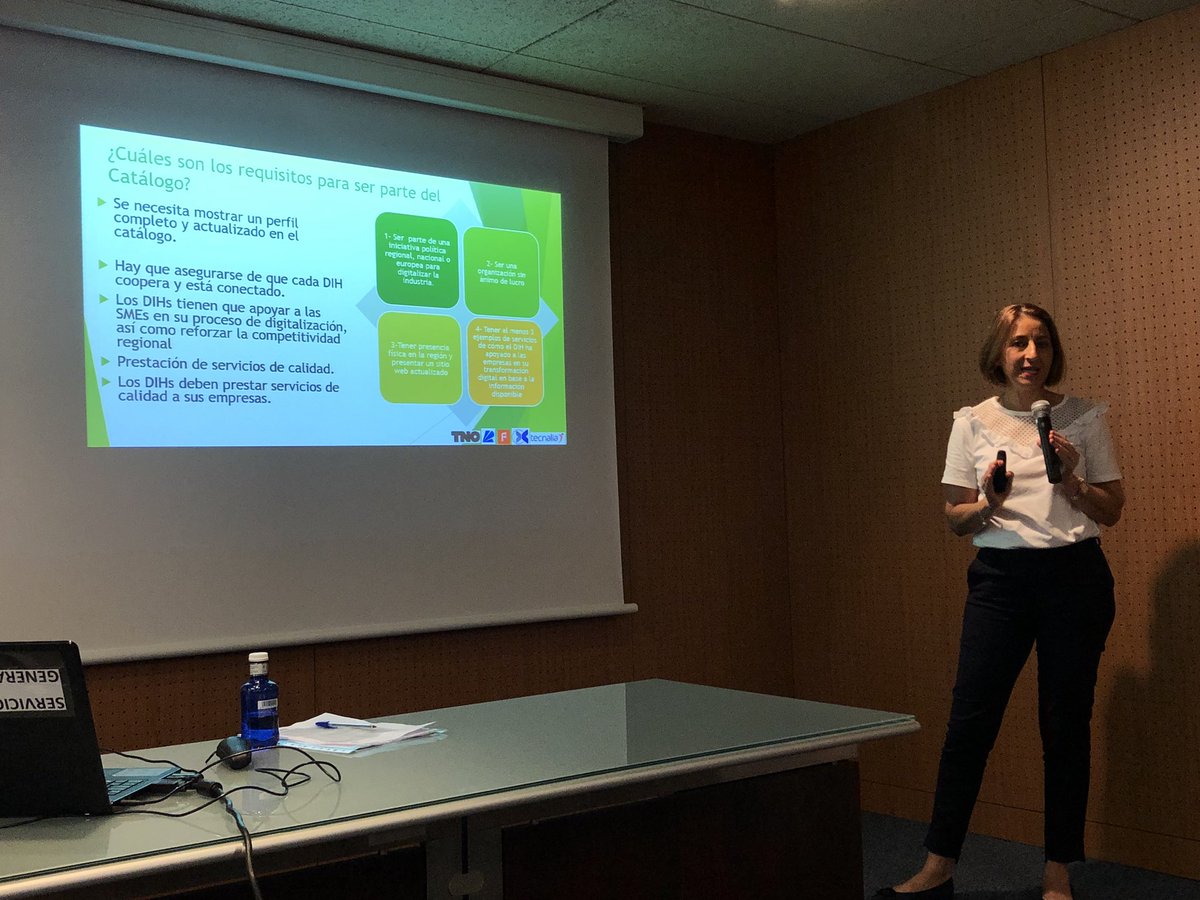 dordonyez's tweet photo. @2Begosanchez @tecnalia nos presenta el catálogo de #DIH y la comunidad @DihnetE recogiendo los DIH existentes en Europa VI Asamblea @planeticplat #TransformacionDigital https://t.co/jAFclu7BWa