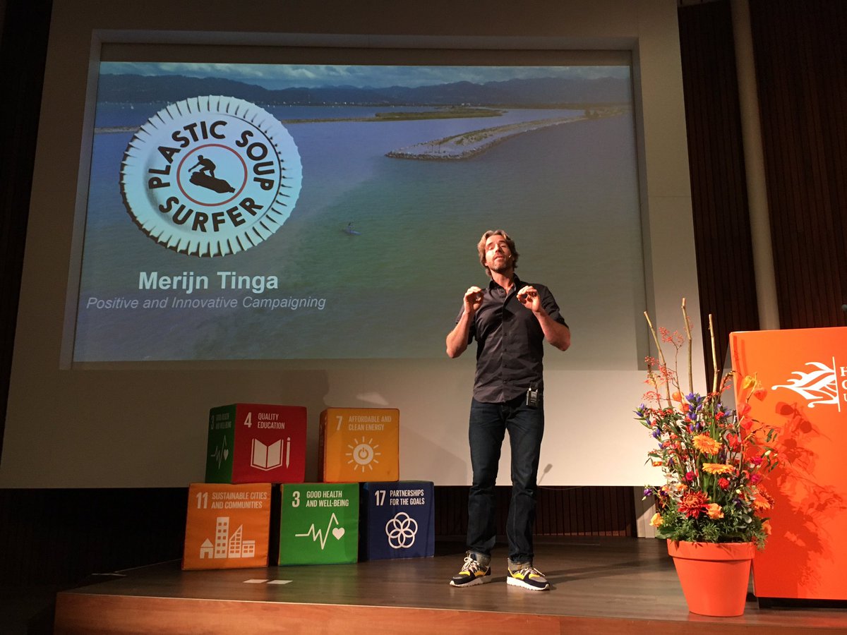 Alex van Oost tweet media