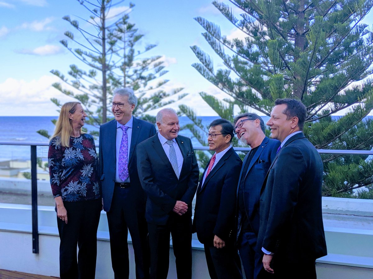 BESydney Global Ambassadors (@besydambassador) on Twitter photo An exciting evening for our <a href="/BESydney/">BESydney</a> Ambassador
<a href="/GordonGWallace/">Gordon Wallace</a>! Announced #Wollongong will host the prestigious <a href="/ISBioFab/">Intl Soc Biofab</a> Biofabrication Conference #biofab2020! 1st time ever held in Australia. Great opportunity to showcase Aussie #entrepreneurship & #innovation to the world! An exciting evening for our <a href="/BESydney/">BESydney</a> Ambassador
<a href="/GordonGWallace/">Gordon Wallace</a>! Announced #Wollongong will host the prestigious <a href="/ISBioFab/">Intl Soc Biofab</a> Biofabrication Conference #biofab2020! 1st time ever held in Australia. Great opportunity to showcase Aussie #entrepreneurship & #innovation to the world!