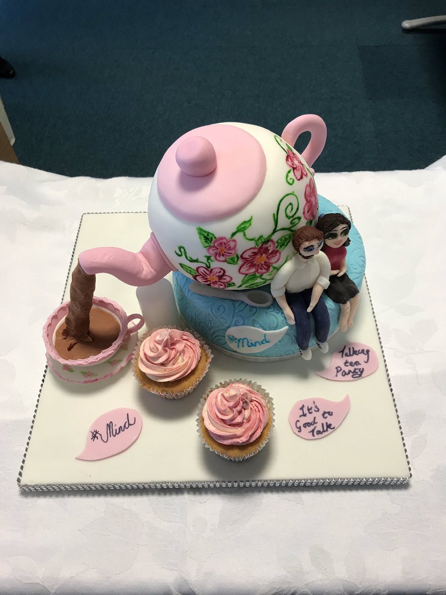 HarlowCouncil's tweet photo. Leading up #WorldMentalHealthDay we held a #TalkingTea Party for staff and raffled this cake 🍰 made by one of our employees.

We raised over £265 for @Mind_West_Essex 

https://t.co/gD5DII3DzZ 

It’s good to talk &amp; you don’t always have to talk about work at work 

#WMHD2019 https://t.co/Hh0rEQUyEF