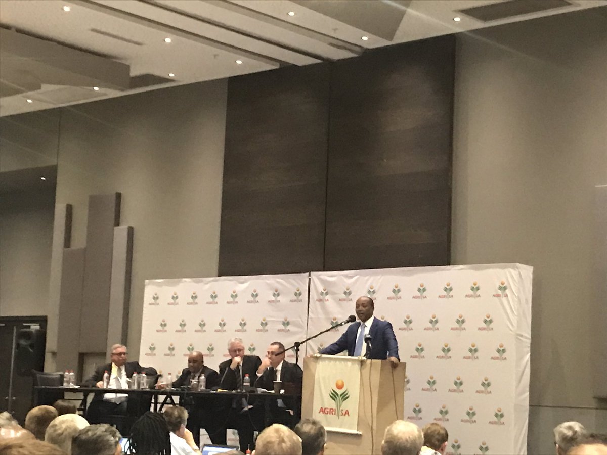 lindiestroebel's tweet photo. Both Dr Patrice Motsepe and Min Thoko Didiza confirming the hope and sense of confidence I have for the SA agric sector. @AgriSAOfficial congress. 
We will rise above the noise! https://t.co/XjEY3DUHT5