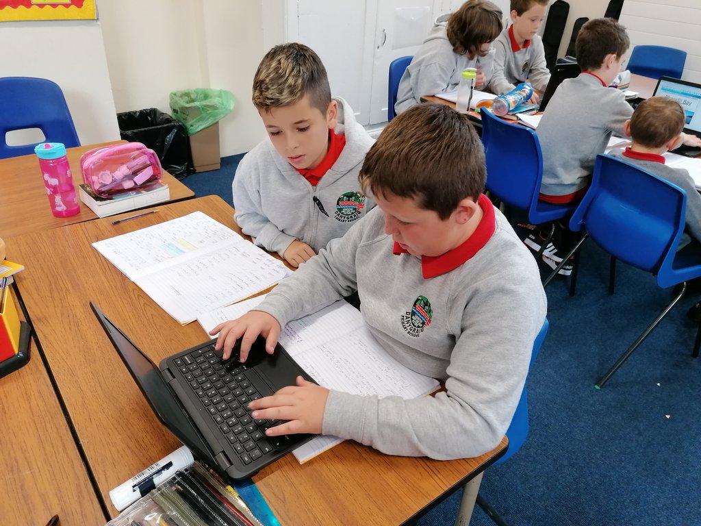 DanygraigP's tweet photo. Wow! Year 5/6 have been designing some amazing web pages this morning about Rhossili bay! #DYGPLLC #DYGPDCF #NewCurriculum @HwbNews @VisitSwanseaBay https://t.co/C9s0WpouKB