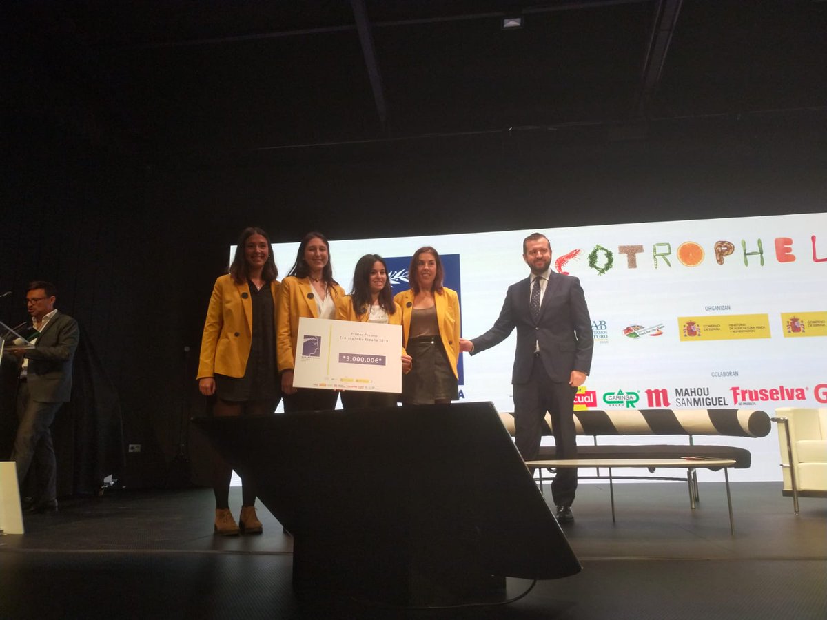 Entrega de los Premios <a href="/Ecotrophelia_ES/">Ecotrophelia España</a> <a href="/PinxMr/">Mr.Pinx</a> Primer premio en Ecotrophelia España y plata en la edición europea ¡enhorabuena! #ALIBETOPÍAS