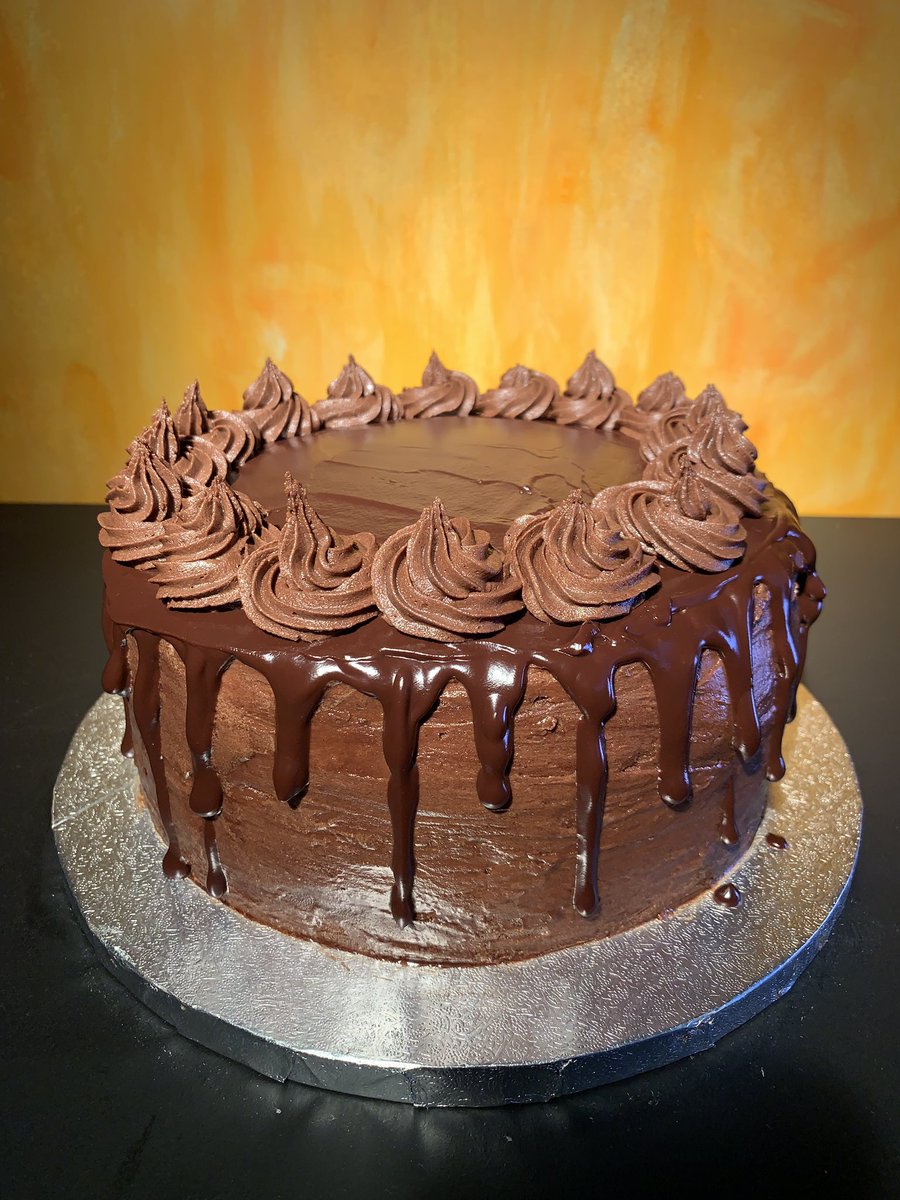 It’s been a while Twitter. Here’s a chocolate cake.
