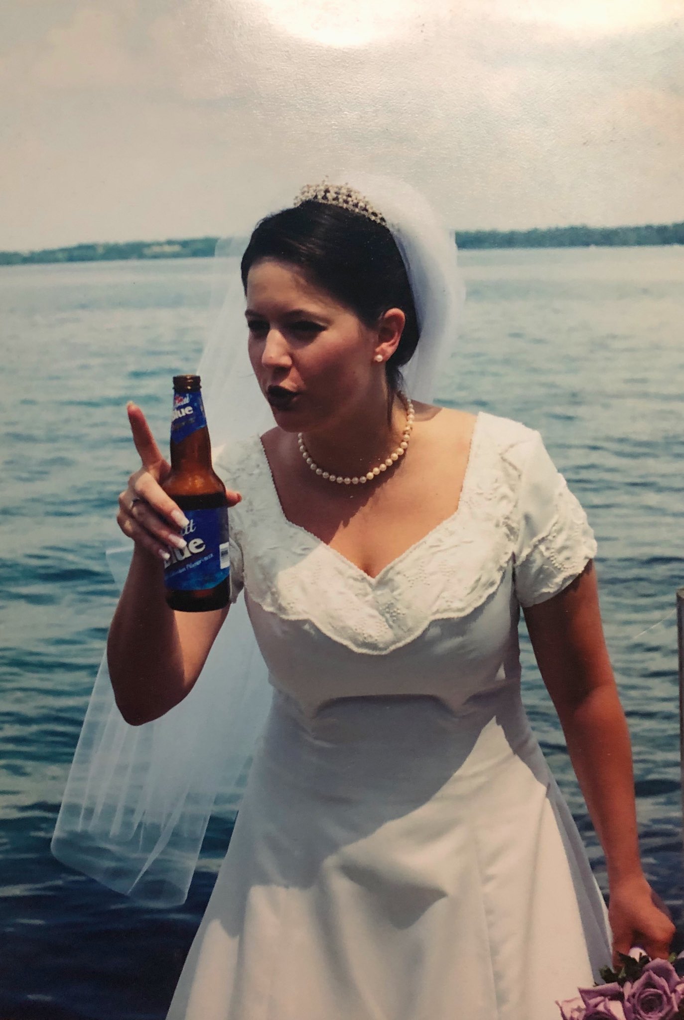 heather-ford-on-twitter-this-is-my-mother-s-favorite-picture-from-my-wedding-who-was-i-arguing-with-i-don-t-know-why-still-not-sure-things-i-know-those-nails-are-very