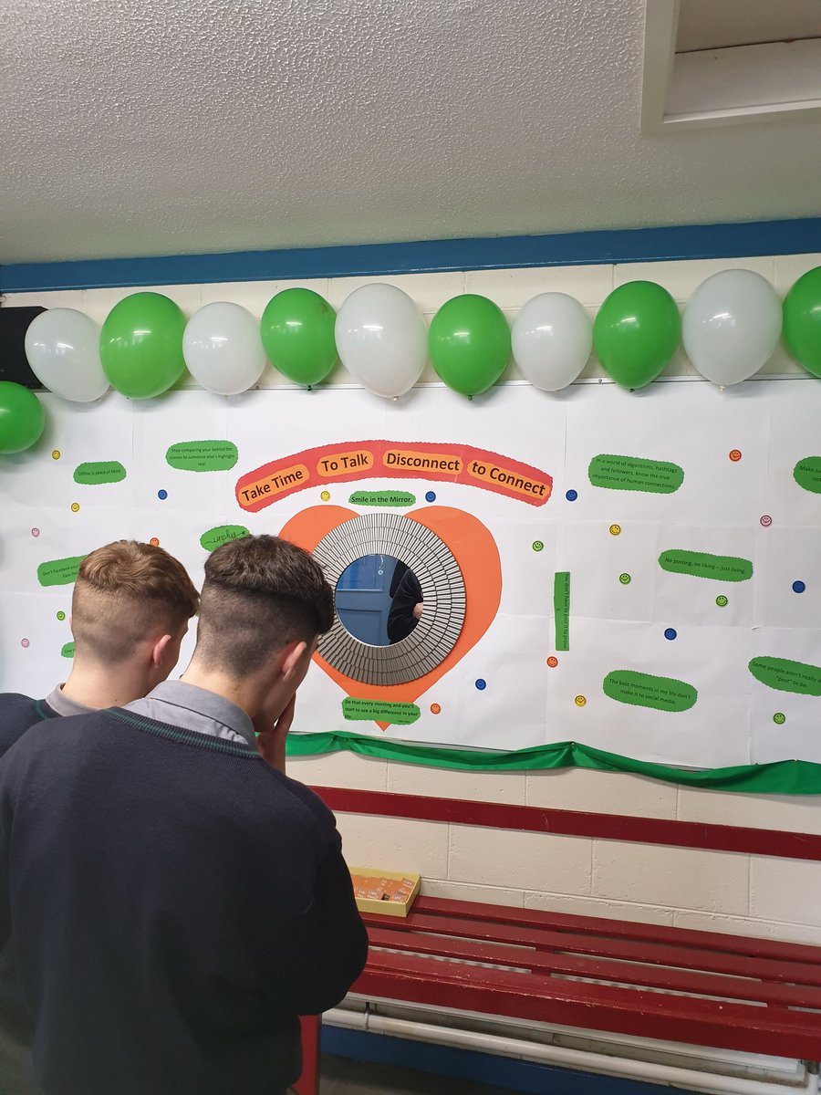 "Smile in the mirror every morning &amp; you should start to see a difference" Yoko Ono. 
Here in CCS we are celebrating #WorldMentalHealthDay2019 by encouraging our students to take time out in their day to connect &amp; talk with one another. <a href="/castlerea_ie/">Castlerea.ie</a>