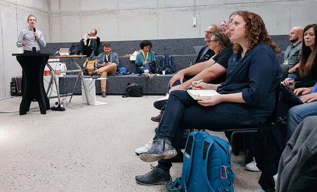 Jaap_Brasser's tweet image. It was great to share my experiences of creating a strategy around APIs, building out and enabling a community around them and enabling that community!
We have a great crowd here at @APItheDocs!
Photo credit: @amadeus4dev @kvantomme @dcorlosquet
#ApiTheDocs #ApiDocs