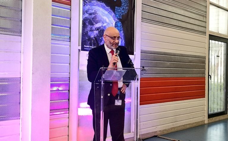 "La science doit continuer à faire rêver. Elle sert à comprendre et à expliquer le monde qui nous entoure, à appréhender et même à approprier les enjeux de nos sociétés", Jean-Pierre Astruc, Président de l'#UP13 lors de l'inauguration de cette 19e édition.