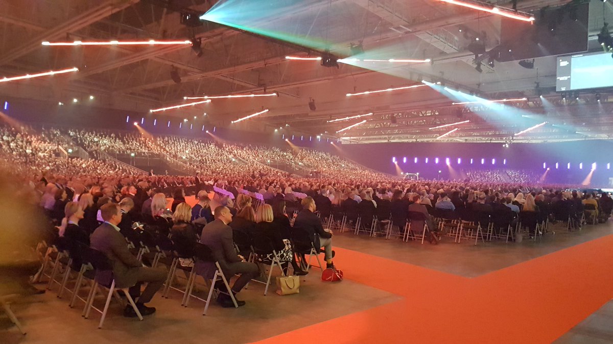 mikakorh's tweet photo. Day2 #NBForum2019 Sara Blakely-
Do not fear failure, not trying is a bigger failure every time. Carla Harris- Intentional in authenticity, building trust, creating clarity, creating other leaders, diversity, innovation, inclusivity, your voice https://t.co/9q0uj5qoRJ