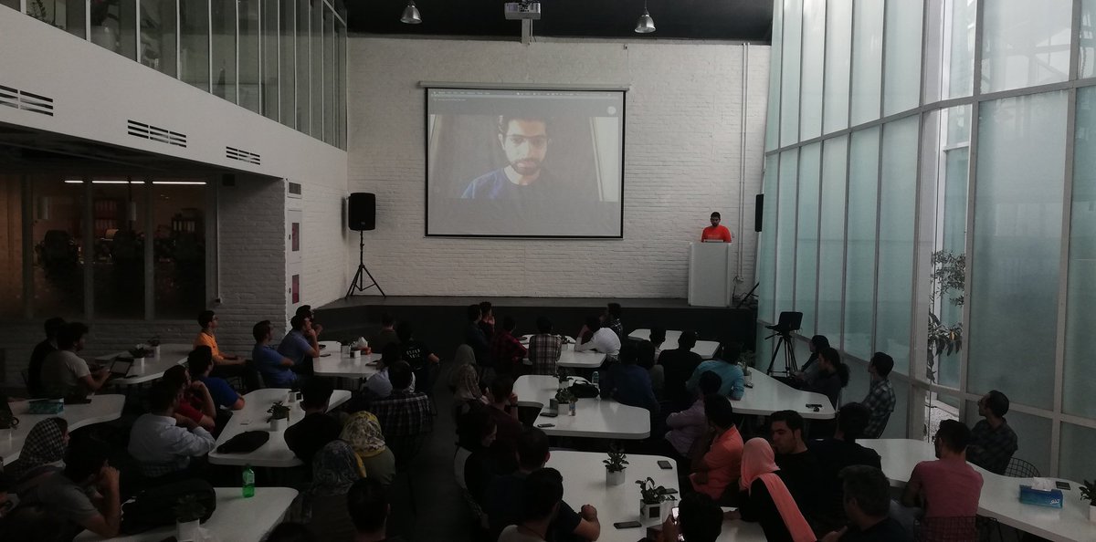 vuejs_fa's tweet image. تماس تصویری با پویا پارسا
@_pi0_

#vuejs_fa