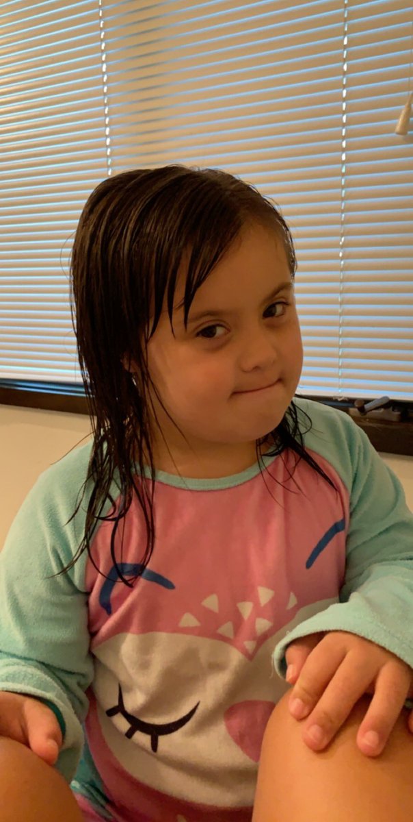 mswineharttt's tweet image. Down syndrome awareness month, just look at this face 🥺🥺