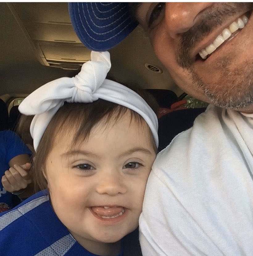 mswineharttt's tweet image. Down syndrome awareness month, just look at this face 🥺🥺