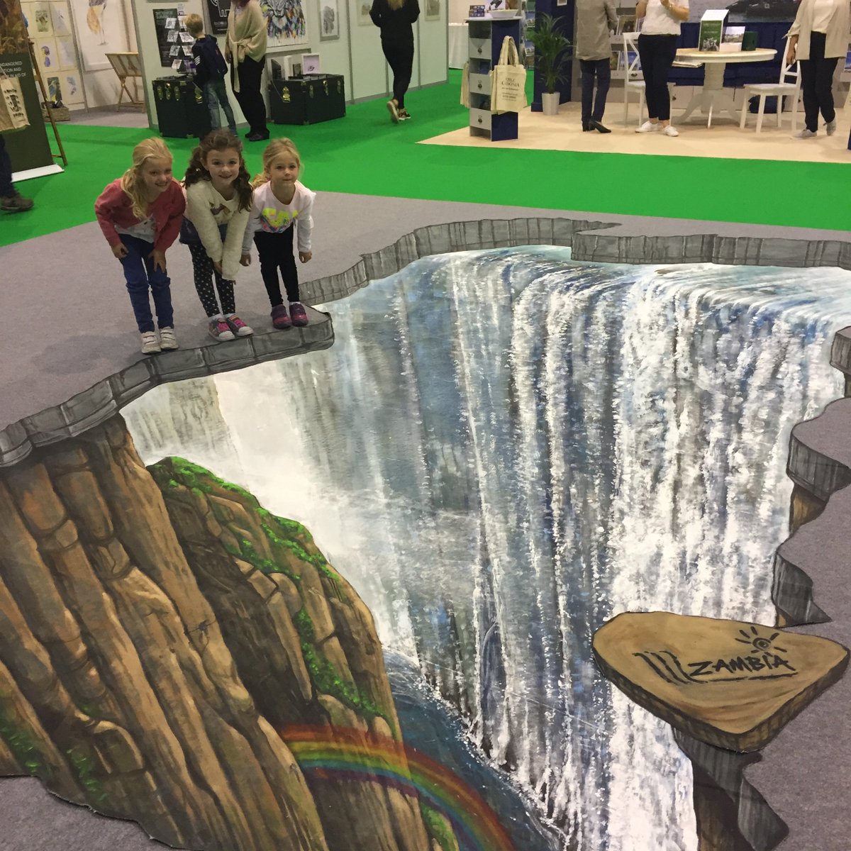 zambiatourismuk's tweet photo. We're bringing Victoria Falls to @WildSafariShow this weekend!
Come & see us on stand M306 and share your photos using #3DZambia 🇿🇲 #WSTS19 #EveryoneFallsForZambia #Harrogate https://t.co/9qS2cwG5yG