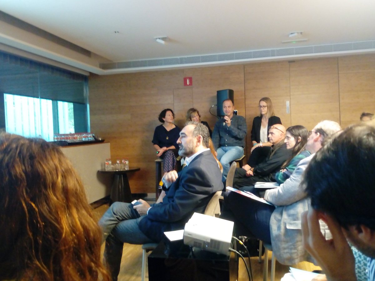 Oriol Mirallas MD (@drmirallas) on Twitter photo Updates on #CCR by stellas speakers @elena_elez @CfnaVera <a href="/flo_encarna/">Encarna González Flo</a> <a href="/ClaraMontagut/">clara montagut v</a> and Dr. Rivera
Organized by >> <a href="/RamonSalazarS/">Ramon Salazar</a>
#tertuliasoncologicas #cancer #clinicalresearch Updates on #CCR by stellas speakers @elena_elez @CfnaVera <a href="/flo_encarna/">Encarna González Flo</a> <a href="/ClaraMontagut/">clara montagut v</a> and Dr. Rivera
Organized by >> <a href="/RamonSalazarS/">Ramon Salazar</a>
#tertuliasoncologicas #cancer #clinicalresearch