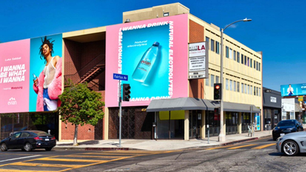 outdoorad's tweet photo. Check out our new #wallscapes!  These two S. Fairfax #OOH units are a perfect option marketing domination efforts!! https://t.co/ZoOAxjDtjN