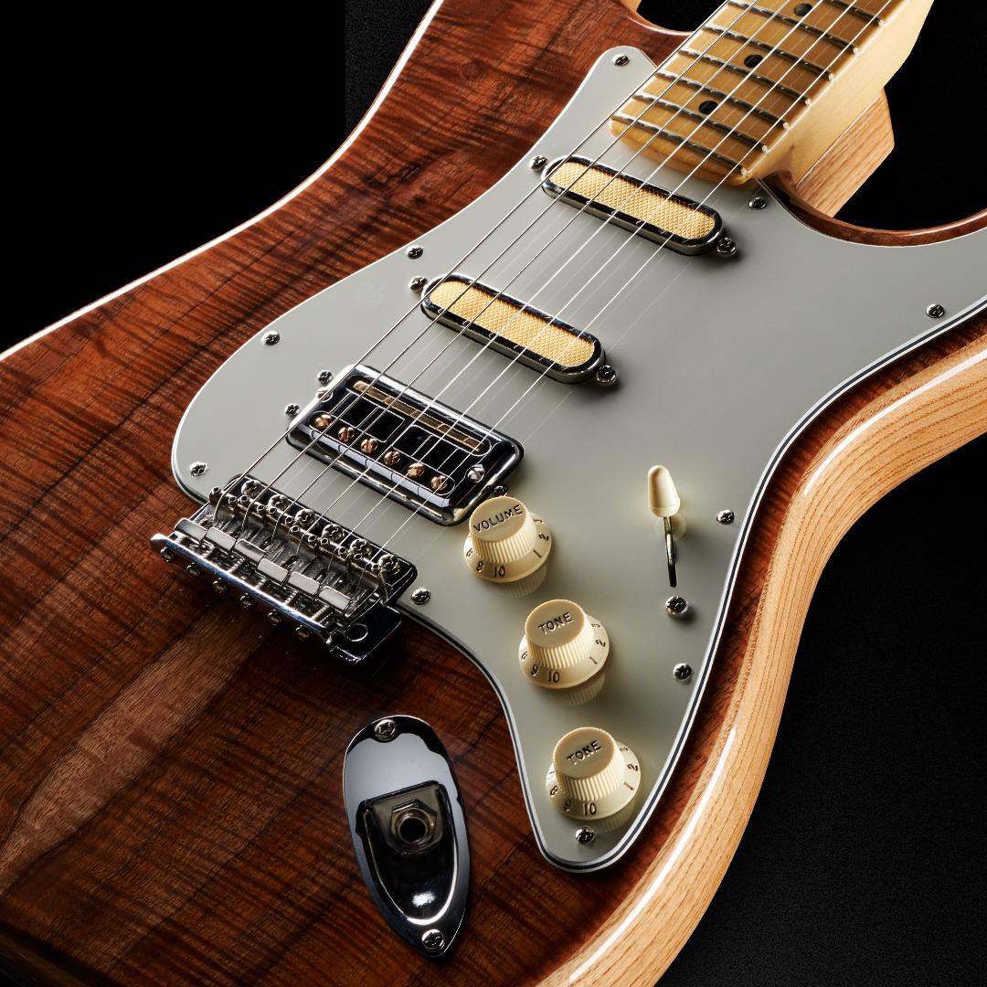 Fender american standard stratocaster olympic white 2007. стратокастер 1954. электрогитара ibanez стратокастер. Fender stratocaster американский. стратокастер фендер tom delonge.