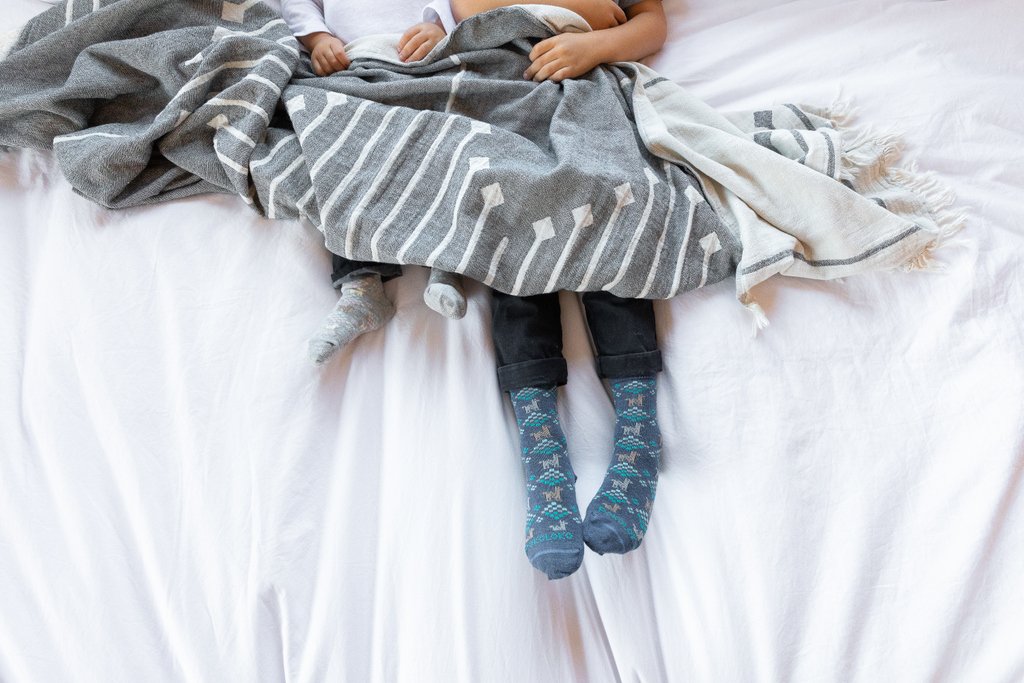 Our winter cottage must-have! 

Our alpaca socks aren’t just cute. This is a lightweight sock that will keep your feet warm and dry this season!

bit.ly/PokolokoAlpaca…