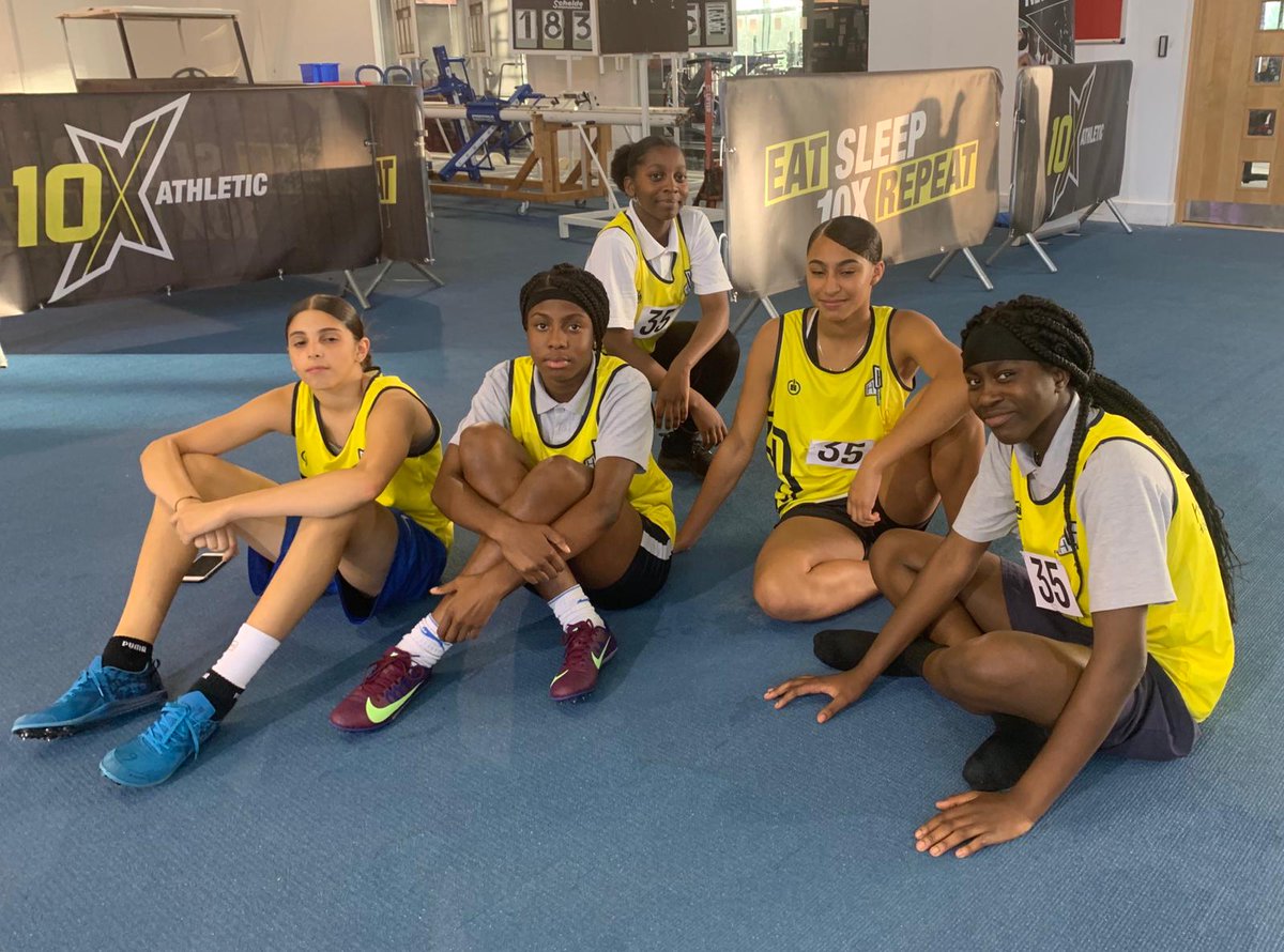 HHSHaringey_PE's tweet photo. Fantastic effort by our girls at Lee Valley Indoor Championships! @HHSHaringey  #SearchforSuccess https://t.co/00sxC2PsXr