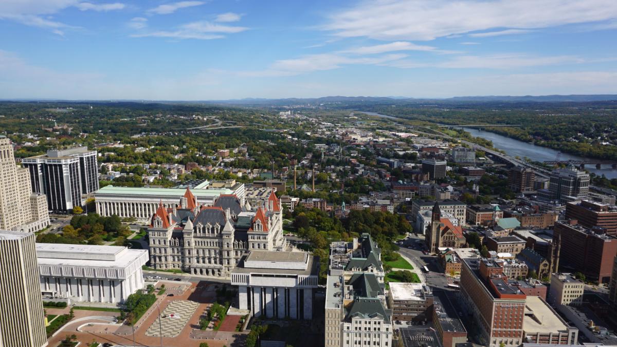 NYSCapitolVisit's tweet photo. We are finally seeing👀 some fall colors🍂 from the #CorningTower #ObservationDeck. See for yourself on a visit to the #EmpireStatePlaza! #Autumn
Plan Your Visit: https://t.co/vIhQxmfEpE https://t.co/jrTHB3FFwY