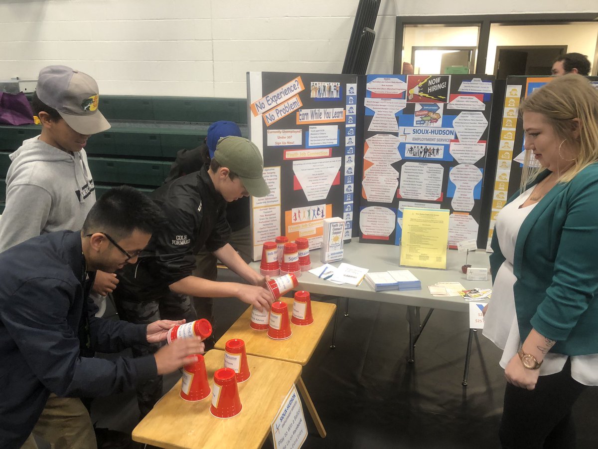 andyschardt's tweet photo. We are hosting SLAAMB career fair today at Sioux North High school. What an amazing turn out! #SNHSWarriors, #KPDSB_schools, #SNHSpride https://t.co/dixy4mUivO
