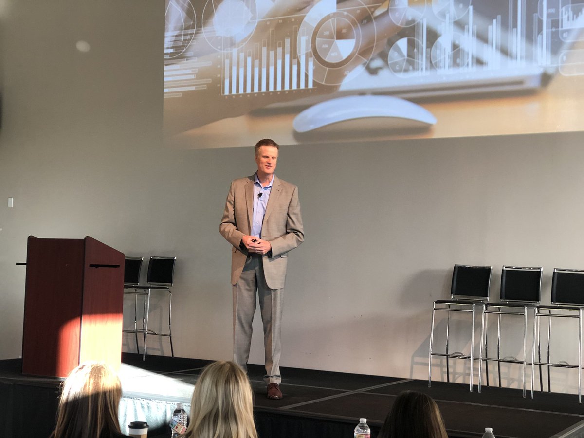 Xperience_Chris's tweet photo. I am excited to kick off our #XGS2019 w/keynote speaker @PatrickGalvin. 

“If you can double down on your relationships, you will thrive in this age of technology disruption.” https://t.co/sd6QdFfNaK